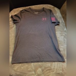Under Armour t shirt. Gray and pink. Size Md